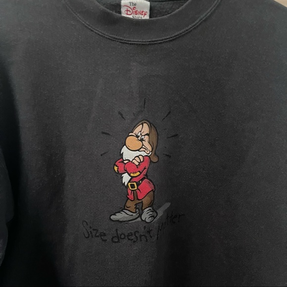 Vintage The Disney Store Size Doesn’t Matter Sweatshirt - Picture 2 of 3